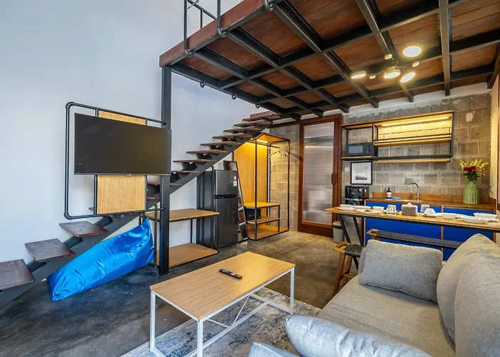 First 5 Loft Near Appartamento